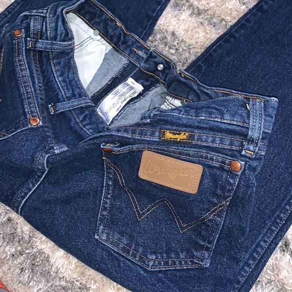 Wrangler Jeans - Picture 8 of 9